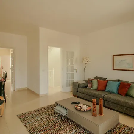 Flh Duplex With Terrace Nyaraló *