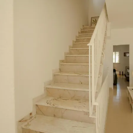 Flh Budens Duplex With Terrace