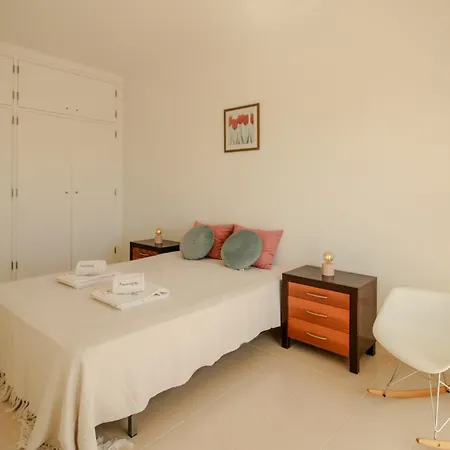 Flh Budens Duplex With Terrace וילה דו ביספו
